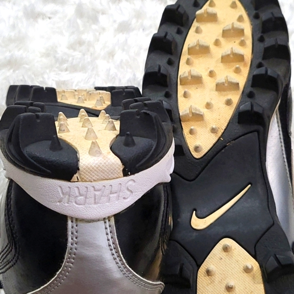 nike land shark shoes